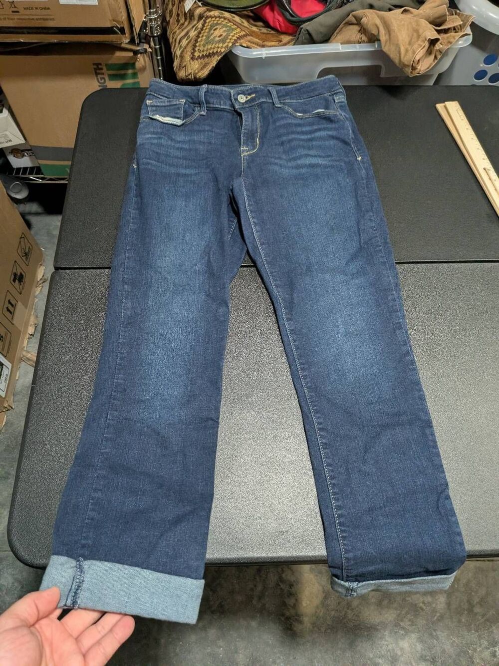 Levis Jeans Mid Rise Tag Classic Tapered Blue Pants Women's 8 - Picture 5 of 8